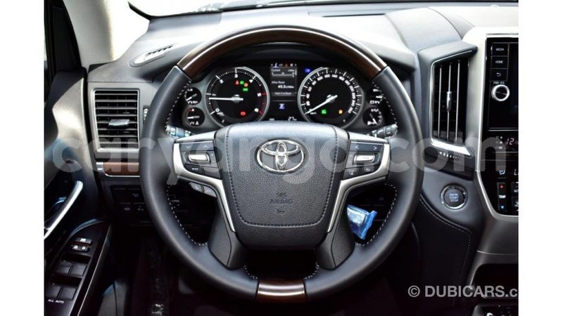 Big with watermark toyota land cruiser malawi import dubai 6707