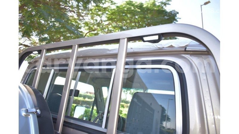 Big with watermark toyota land cruiser malawi import dubai 6708