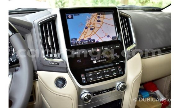 Buy Import Toyota Land Cruiser White Car in Import - Dubai in Malawi Buy Import Toyota Land Cruiser White Car in Import - Dubai in Malawi