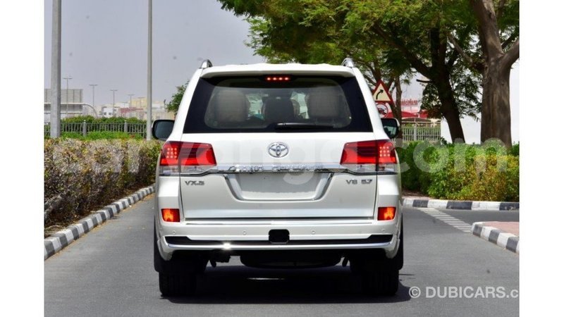 Big with watermark toyota land cruiser malawi import dubai 6711
