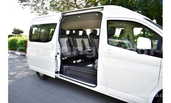Buy Import Toyota Hiace White Car in Import - Dubai in Malawi Buy Import Toyota Hiace White Car in Import - Dubai in Malawi