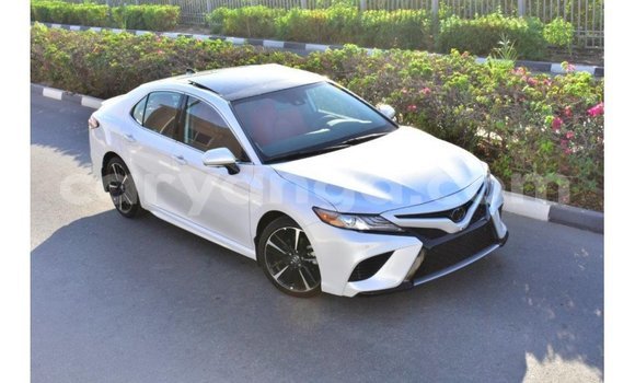 Nunua Imported Toyota Camry White Gari ndani ya Import - Dubai nchini Malawi Nunua Imported Toyota Camry White Gari ndani ya Import - Dubai nchini Malawi