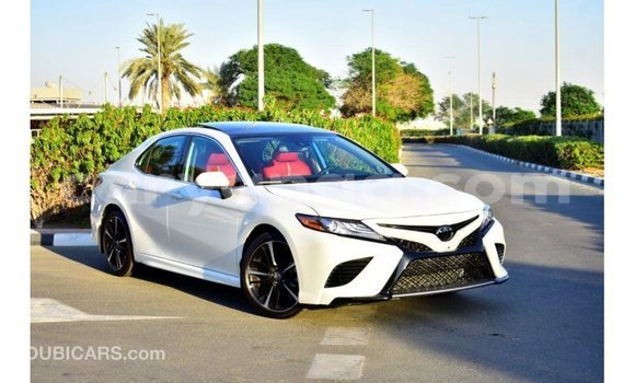 Nunua Imported Toyota Camry White Gari ndani ya Import - Dubai nchini Malawi Nunua Imported Toyota Camry White Gari ndani ya Import - Dubai nchini Malawi