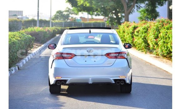 Nunua Imported Toyota Camry White Gari ndani ya Import - Dubai nchini Malawi Nunua Imported Toyota Camry White Gari ndani ya Import - Dubai nchini Malawi