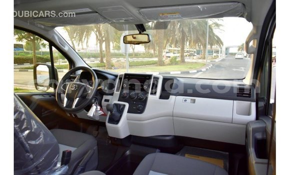 Buy Import Toyota Hiace White Car in Import - Dubai in Malawi Buy Import Toyota Hiace White Car in Import - Dubai in Malawi
