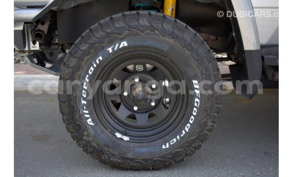Nunua Imported Toyota Land Cruiser Other Gari ndani ya Import - Dubai nchini Malawi Nunua Imported Toyota Land Cruiser Other Gari ndani ya Import - Dubai nchini Malawi
