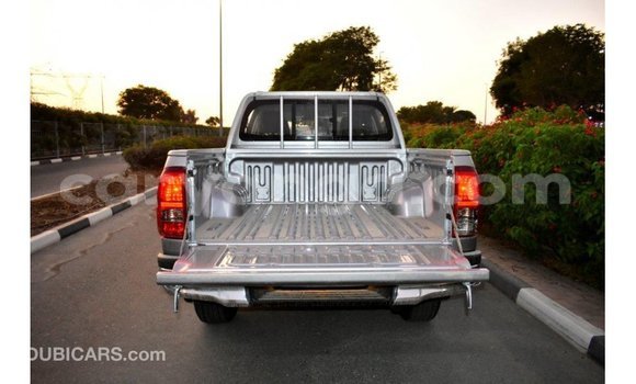 Nunua Imported Toyota Hilux Other Gari ndani ya Import - Dubai nchini Malawi Nunua Imported Toyota Hilux Other Gari ndani ya Import - Dubai nchini Malawi