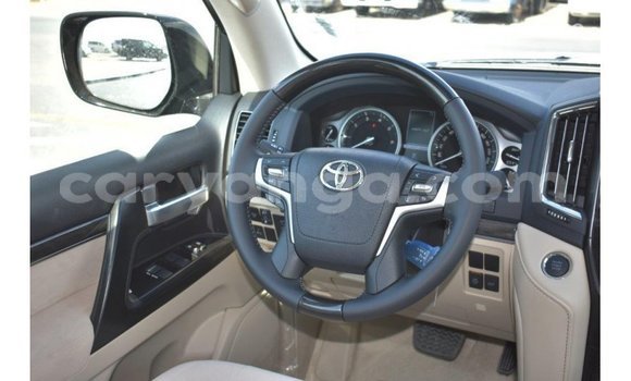 Nunua Imported Toyota Land Cruiser Black Gari ndani ya Import - Dubai nchini Malawi Nunua Imported Toyota Land Cruiser Black Gari ndani ya Import - Dubai nchini Malawi