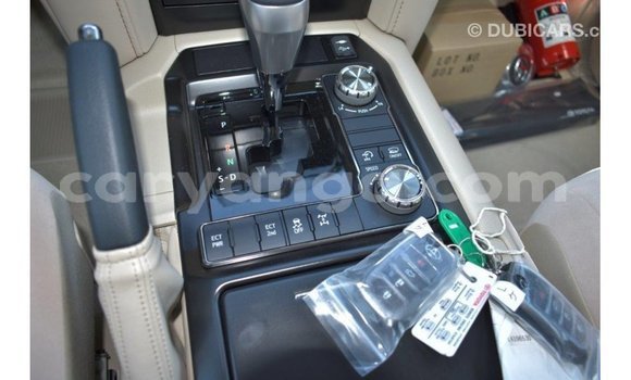 Nunua Imported Toyota Land Cruiser Black Gari ndani ya Import - Dubai nchini Malawi Nunua Imported Toyota Land Cruiser Black Gari ndani ya Import - Dubai nchini Malawi