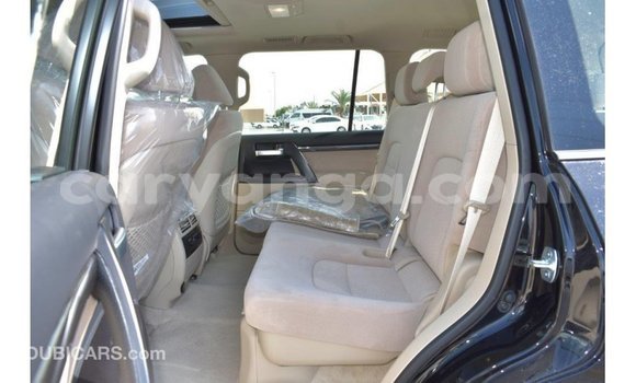 Nunua Imported Toyota Land Cruiser Black Gari ndani ya Import - Dubai nchini Malawi Nunua Imported Toyota Land Cruiser Black Gari ndani ya Import - Dubai nchini Malawi