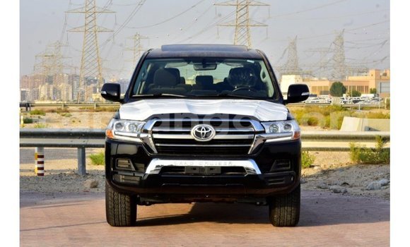 Nunua Imported Toyota Land Cruiser Black Gari ndani ya Import - Dubai nchini Malawi Nunua Imported Toyota Land Cruiser Black Gari ndani ya Import - Dubai nchini Malawi