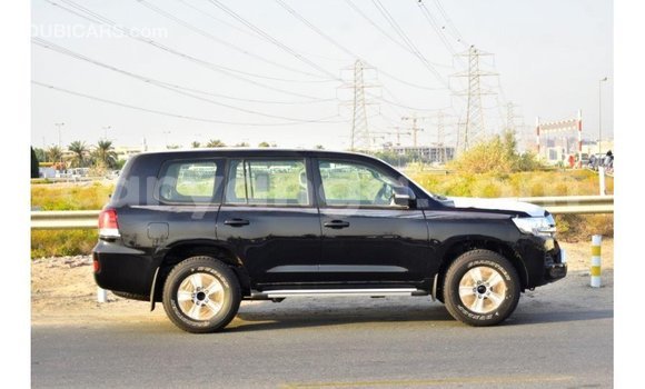 Nunua Imported Toyota Land Cruiser Black Gari ndani ya Import - Dubai nchini Malawi Nunua Imported Toyota Land Cruiser Black Gari ndani ya Import - Dubai nchini Malawi