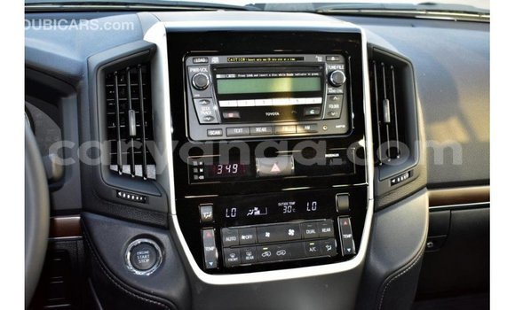 Nunua Imported Toyota Land Cruiser Black Gari ndani ya Import - Dubai nchini Malawi Nunua Imported Toyota Land Cruiser Black Gari ndani ya Import - Dubai nchini Malawi