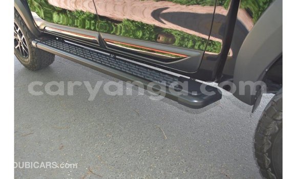 Nunua Imported Toyota Hilux Black Gari ndani ya Import - Dubai nchini Malawi Nunua Imported Toyota Hilux Black Gari ndani ya Import - Dubai nchini Malawi