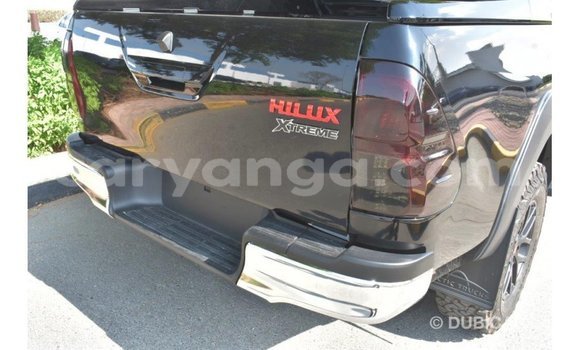 Nunua Imported Toyota Hilux Black Gari ndani ya Import - Dubai nchini Malawi Nunua Imported Toyota Hilux Black Gari ndani ya Import - Dubai nchini Malawi
