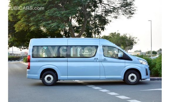 Nunua Imported Toyota Hiace Blue Gari ndani ya Import - Dubai nchini Malawi Nunua Imported Toyota Hiace Blue Gari ndani ya Import - Dubai nchini Malawi