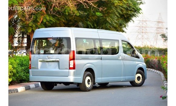 Nunua Imported Toyota Hiace Blue Gari ndani ya Import - Dubai nchini Malawi Nunua Imported Toyota Hiace Blue Gari ndani ya Import - Dubai nchini Malawi