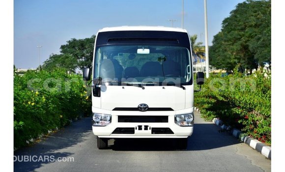 Nunua Imported Toyota Coaster White Gari ndani ya Import - Dubai nchini Malawi Nunua Imported Toyota Coaster White Gari ndani ya Import - Dubai nchini Malawi
