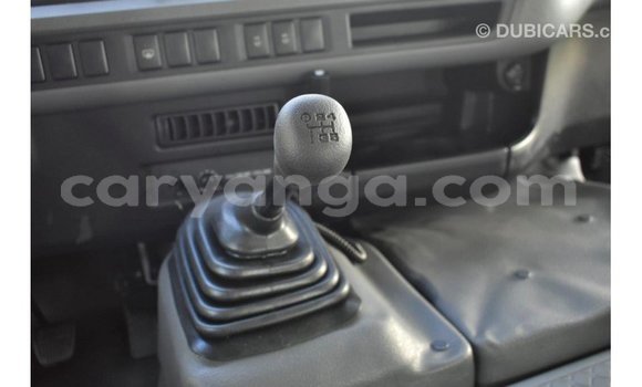 Nunua Imported Toyota Coaster White Gari ndani ya Import - Dubai nchini Malawi Nunua Imported Toyota Coaster White Gari ndani ya Import - Dubai nchini Malawi