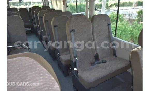 Nunua Imported Toyota Coaster White Gari ndani ya Import - Dubai nchini Malawi Nunua Imported Toyota Coaster White Gari ndani ya Import - Dubai nchini Malawi