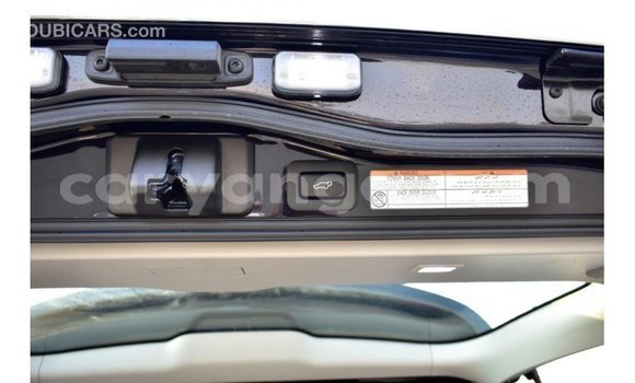 Nunua Imported Toyota Land Cruiser Black Gari ndani ya Import - Dubai nchini Malawi Nunua Imported Toyota Land Cruiser Black Gari ndani ya Import - Dubai nchini Malawi