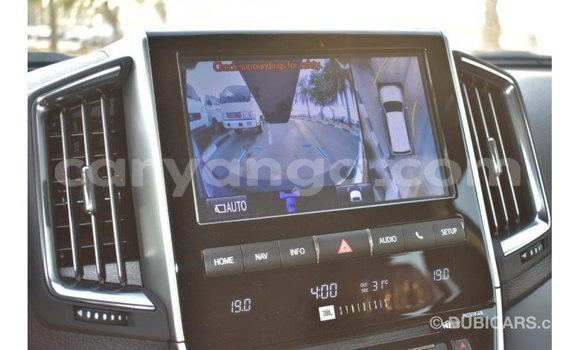 Nunua Imported Toyota Land Cruiser Black Gari ndani ya Import - Dubai nchini Malawi Nunua Imported Toyota Land Cruiser Black Gari ndani ya Import - Dubai nchini Malawi