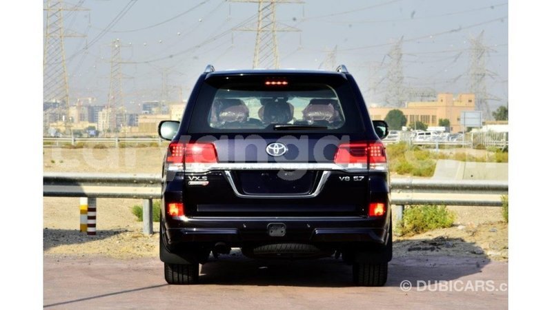 Big with watermark toyota land cruiser malawi import dubai 6742