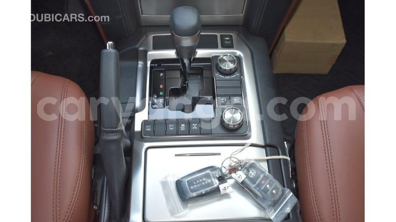 Big with watermark toyota land cruiser malawi import dubai 6747