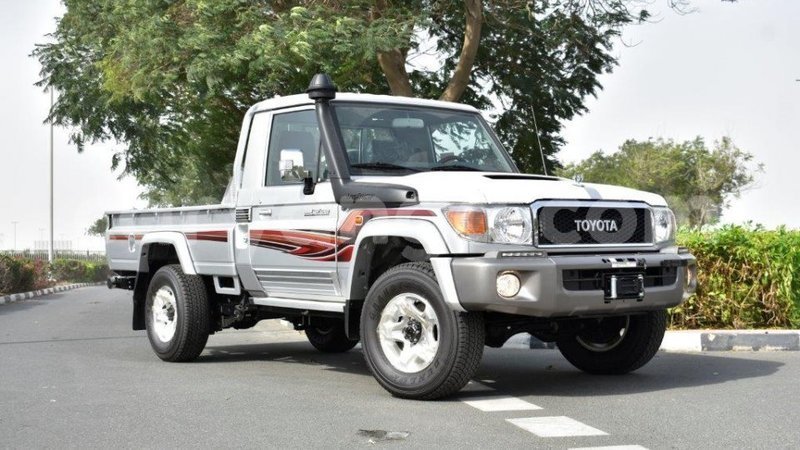 Big with watermark toyota land cruiser malawi import dubai 6750