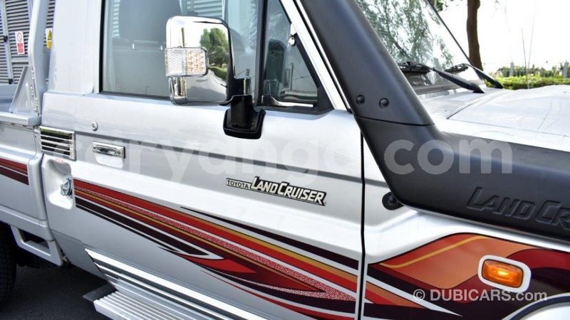 Big with watermark toyota land cruiser malawi import dubai 6750