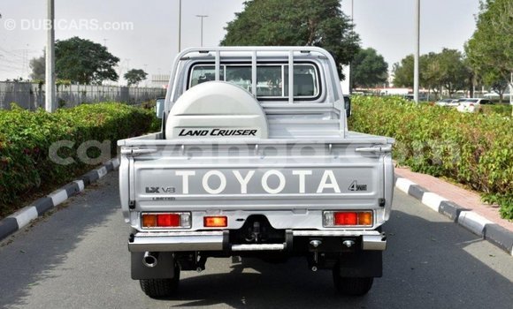 Nunua Imported Toyota Land Cruiser Other Gari ndani ya Import - Dubai nchini Malawi Nunua Imported Toyota Land Cruiser Other Gari ndani ya Import - Dubai nchini Malawi
