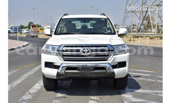 Buy Import Toyota Land Cruiser White Car in Import - Dubai in Malawi Buy Import Toyota Land Cruiser White Car in Import - Dubai in Malawi