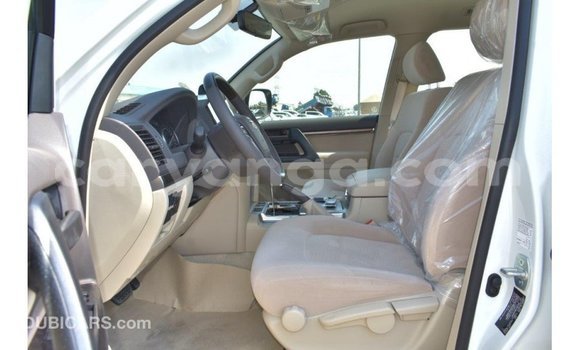 Buy Import Toyota Land Cruiser White Car in Import - Dubai in Malawi Buy Import Toyota Land Cruiser White Car in Import - Dubai in Malawi