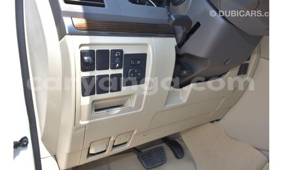 Buy Import Toyota Land Cruiser White Car in Import - Dubai in Malawi Buy Import Toyota Land Cruiser White Car in Import - Dubai in Malawi