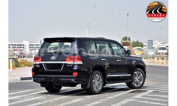Nunua Imported Toyota Land Cruiser Black Gari ndani ya Import - Dubai nchini Malawi Nunua Imported Toyota Land Cruiser Black Gari ndani ya Import - Dubai nchini Malawi