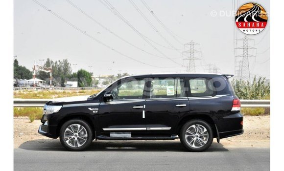 Nunua Imported Toyota Land Cruiser Black Gari ndani ya Import - Dubai nchini Malawi Nunua Imported Toyota Land Cruiser Black Gari ndani ya Import - Dubai nchini Malawi
