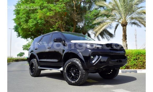 Nunua Imported Toyota Fortuner Black Gari ndani ya Import - Dubai nchini Malawi Nunua Imported Toyota Fortuner Black Gari ndani ya Import - Dubai nchini Malawi