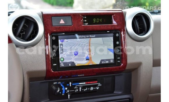 Nunua Imported Toyota Land Cruiser Beige Gari ndani ya Import - Dubai nchini Malawi Nunua Imported Toyota Land Cruiser Beige Gari ndani ya Import - Dubai nchini Malawi