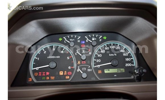 Nunua Imported Toyota Land Cruiser Beige Gari ndani ya Import - Dubai nchini Malawi Nunua Imported Toyota Land Cruiser Beige Gari ndani ya Import - Dubai nchini Malawi