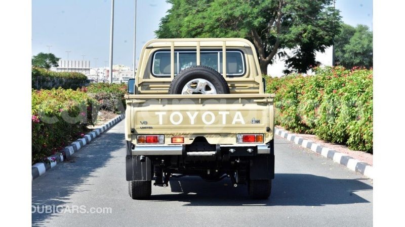 Big with watermark toyota land cruiser malawi import dubai 6757