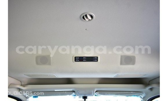 Nunua Imported Toyota Hiace White Gari ndani ya Import - Dubai nchini Malawi Nunua Imported Toyota Hiace White Gari ndani ya Import - Dubai nchini Malawi