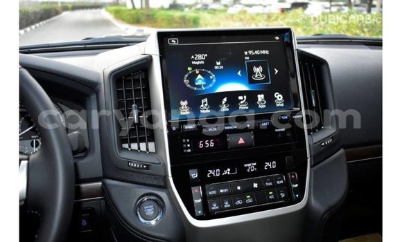 Nunua Imported Toyota Land Cruiser Black Gari ndani ya Import - Dubai nchini Malawi Nunua Imported Toyota Land Cruiser Black Gari ndani ya Import - Dubai nchini Malawi