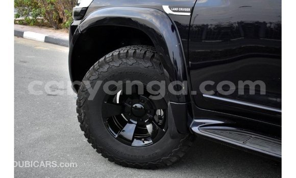 Nunua Imported Toyota Land Cruiser Black Gari ndani ya Import - Dubai nchini Malawi Nunua Imported Toyota Land Cruiser Black Gari ndani ya Import - Dubai nchini Malawi