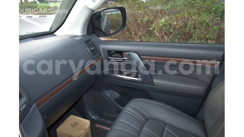 Big with watermark toyota land cruiser malawi import dubai 6762