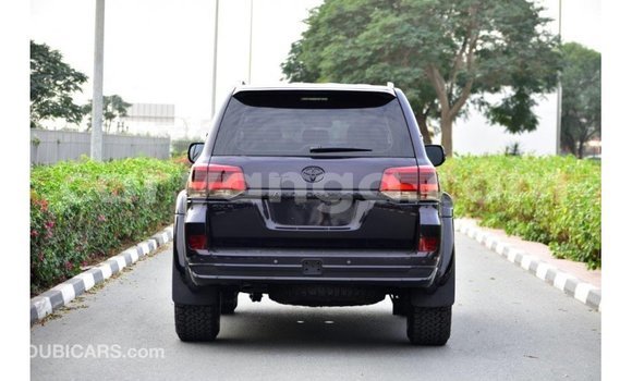 Nunua Imported Toyota Land Cruiser Black Gari ndani ya Import - Dubai nchini Malawi Nunua Imported Toyota Land Cruiser Black Gari ndani ya Import - Dubai nchini Malawi