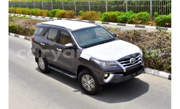Nunua Imported Toyota Fortuner Other Gari ndani ya Import - Dubai nchini Malawi Nunua Imported Toyota Fortuner Other Gari ndani ya Import - Dubai nchini Malawi