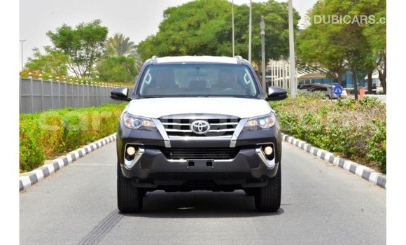 Nunua Imported Toyota Fortuner Other Gari ndani ya Import - Dubai nchini Malawi Nunua Imported Toyota Fortuner Other Gari ndani ya Import - Dubai nchini Malawi