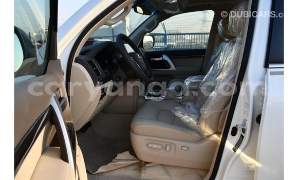 Buy Import Toyota Land Cruiser White Car in Import - Dubai in Malawi Buy Import Toyota Land Cruiser White Car in Import - Dubai in Malawi