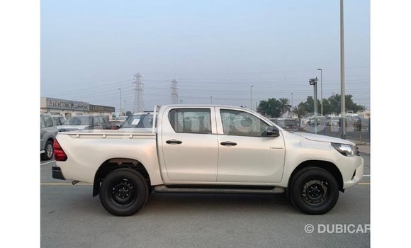 Buy Import Toyota Hilux White Car in Import - Dubai in Malawi Buy Import Toyota Hilux White Car in Import - Dubai in Malawi