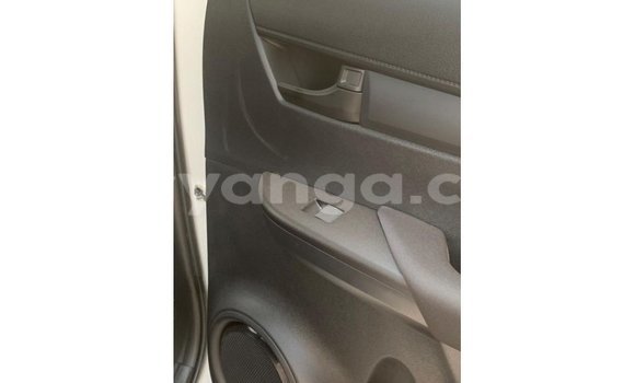 Buy Import Toyota Hilux White Car in Import - Dubai in Malawi Buy Import Toyota Hilux White Car in Import - Dubai in Malawi